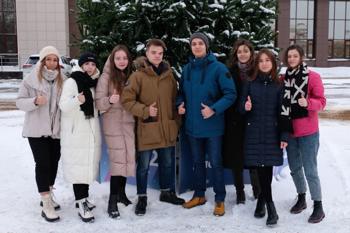 Студенты поздравили коллектив СПбПУ с Новым 2022 годом